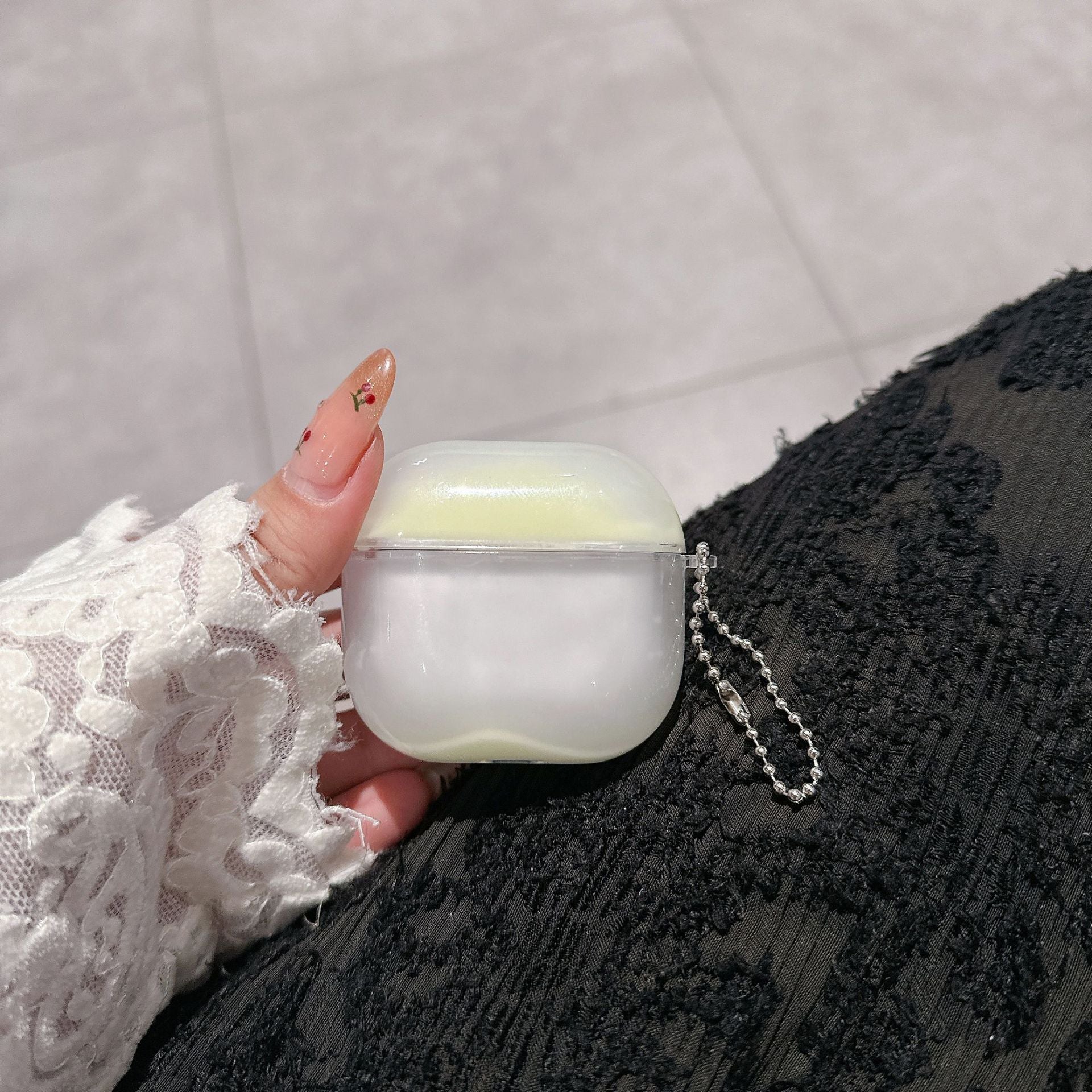 Glow-in-the-Dark Quicksand AirPods Case – Anti-Drop Protection for AirPods 1/2/3/4 & Pro