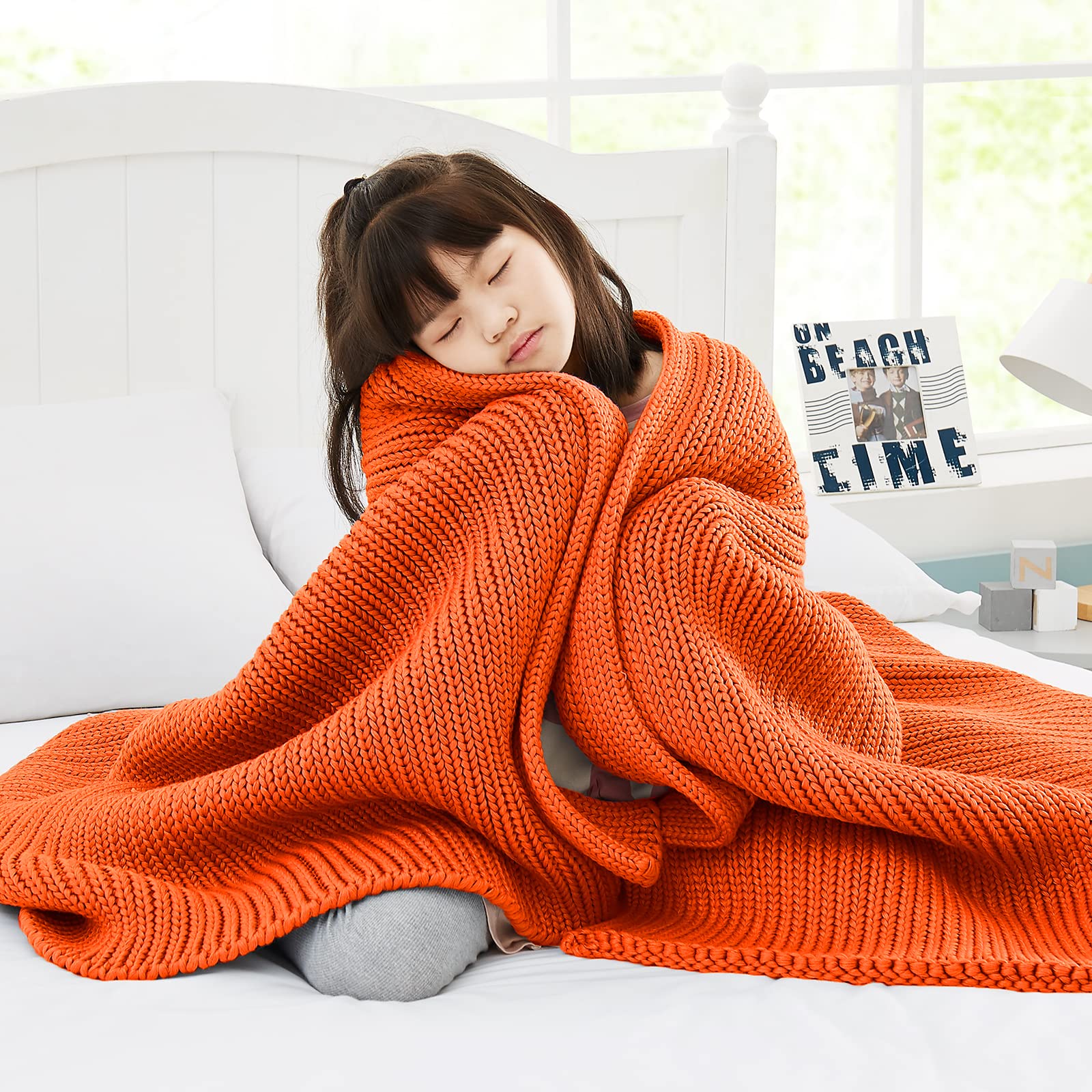 Chunky Knit Weighted Blanket 7lbs – Cooling Throw for Hot Sleepers, 50"x60", Handmade