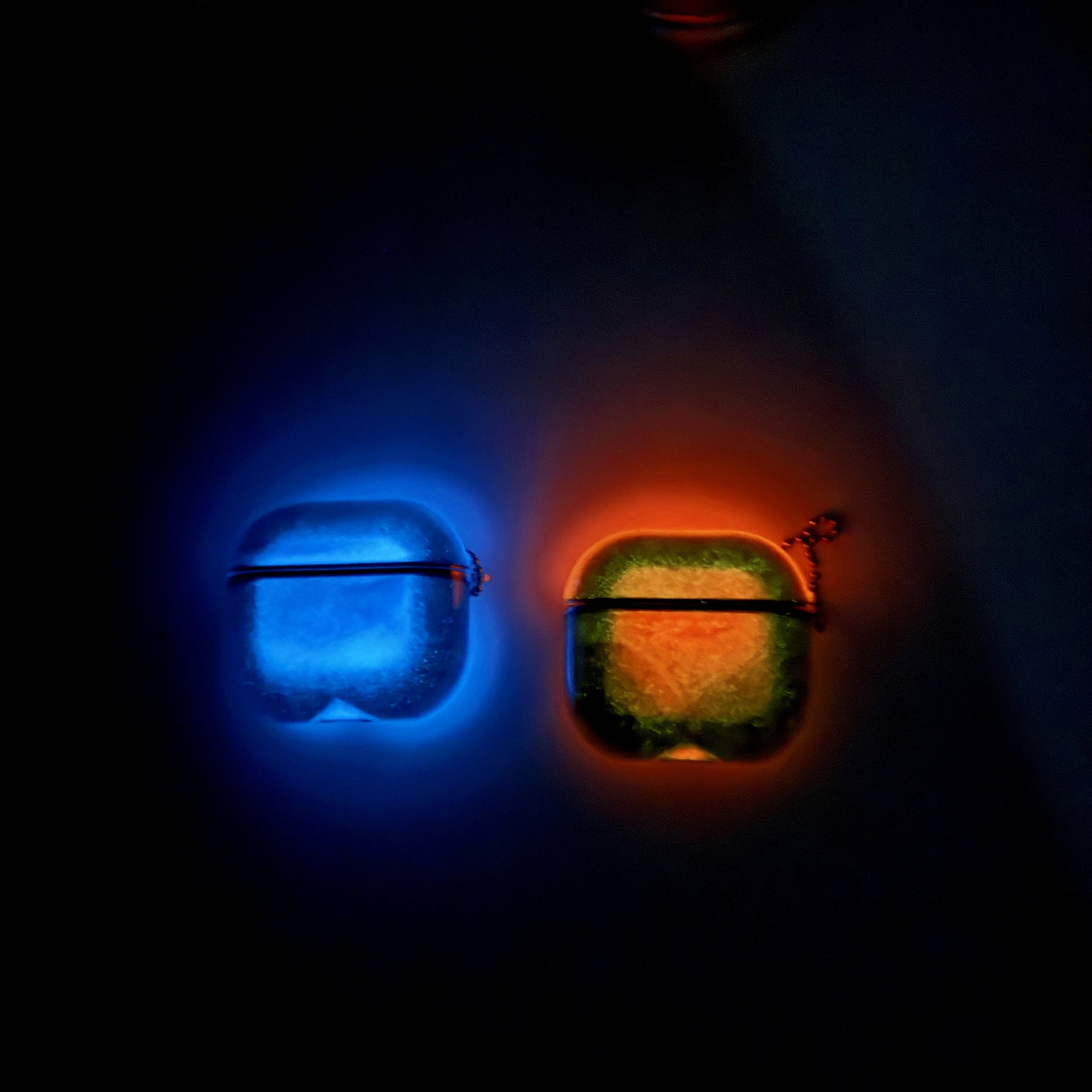 Glow-in-the-Dark Quicksand AirPods Case – Anti-Drop Protection for AirPods 1/2/3/4 & Pro